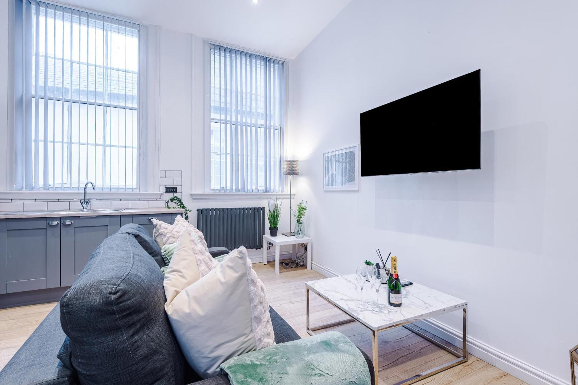 Modern 2-Bedroom Apt In The Heart Of City Centre Liverpool Exterior foto